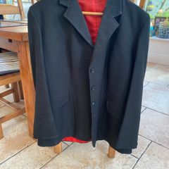 Ladies show jacket size 40. Make in GB.