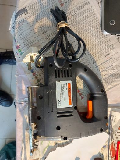 Challenge MJ5018 Jigsaw in excellent condition, working great, no Blades