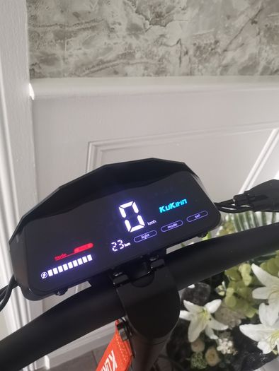 Electric scooter