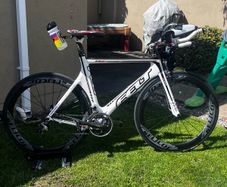 felt B16 TT bike