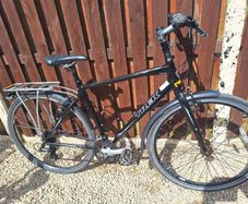 Trek hybrid/commuter bike with a 20" alloy frame