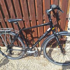 Trek hybrid/commuter bike with a 20" alloy frame