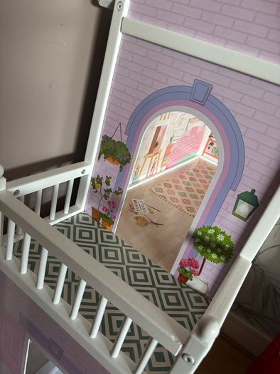 doll house
