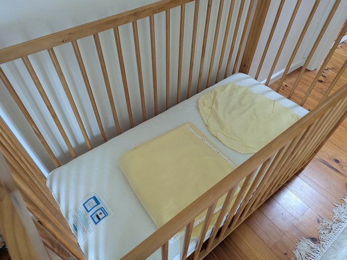 Cot - perfect condition