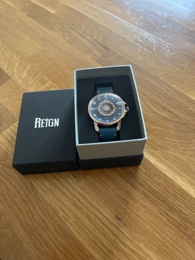 Reign Monarch watch