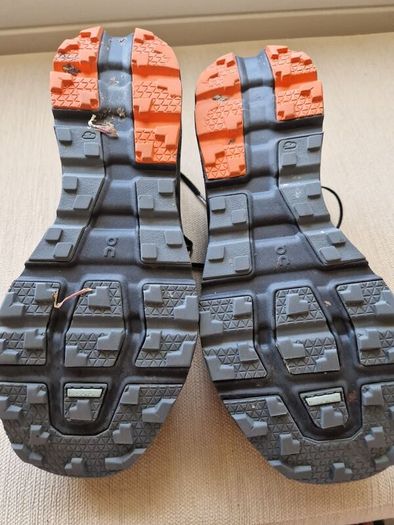 Oncloud Foot Wear