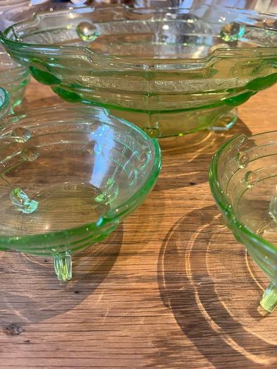 Art deco fruit Bowl And Six Dishes