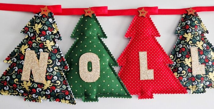 Padded Christmas Trees Bunting