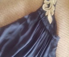 Gorgeaus black Vera Moda dress with gold sequin design over one sholder strap.