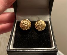 Ladies gold earrings