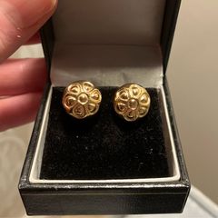 Ladies gold earrings
