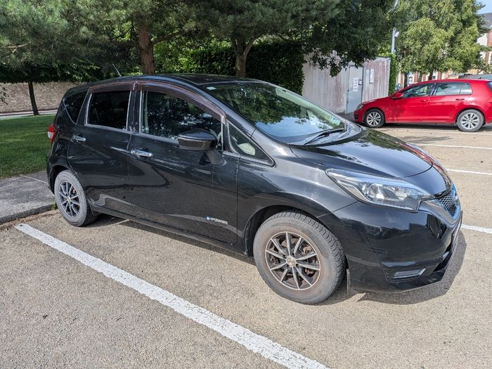 2017 Nissan NOTE
