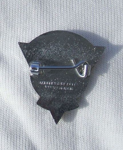 WORLD ALLIANCE of YMCAs (Young Men's Christian Association) - Venturer One-Star award badge (c.1960s). Scarce badge.
