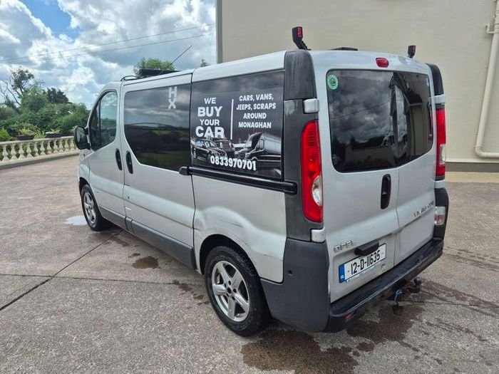 opel vivaro 2.0