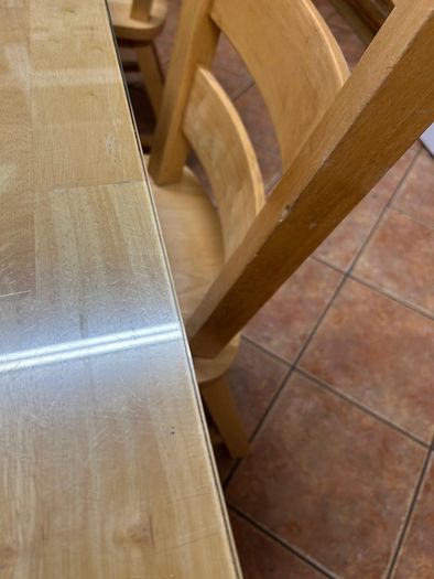 Table and 6 chairs