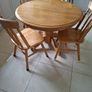 Dinning Table & Chairs Image 2