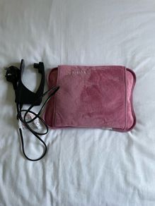 Electric hot water bottle