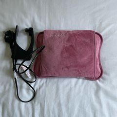 Electric hot water bottle