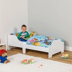 Toddler bed