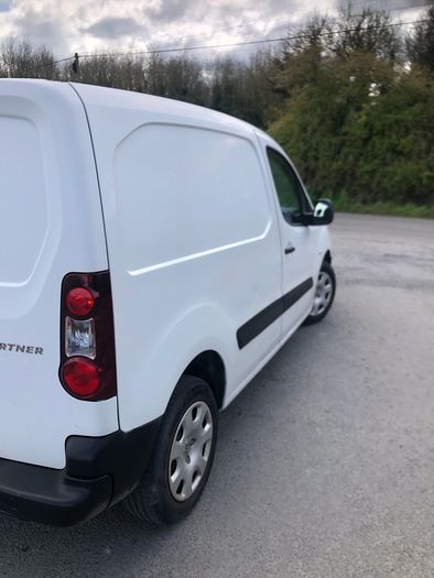 peugeot partner tax&test