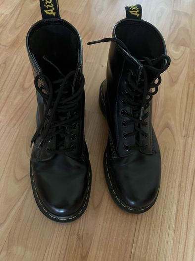 Dr Martins