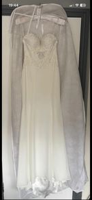 Brand new wedding dress - size 8