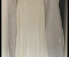 Brand new wedding dress - size 8