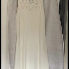 Brand new wedding dress - size 8