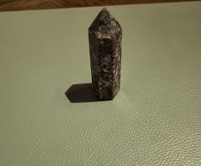 Yooperlite crystal point