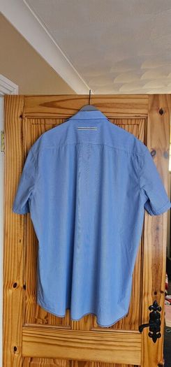 men's shirt