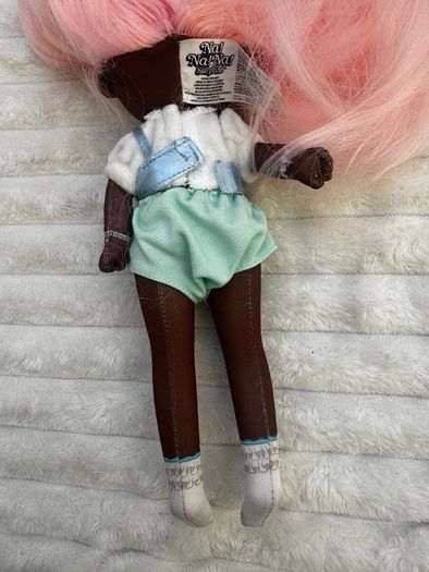 Na! Na! Na! Surprise Lila Lamb Teens Fashion Doll  aprox. 11" Used Please see photos