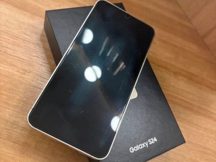 iPhone 16 & Samsung s24