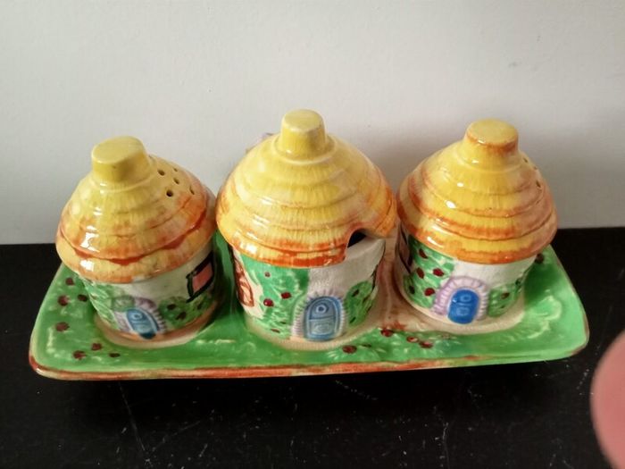 Vintage Japanese Marutomo Ware Condiment Set