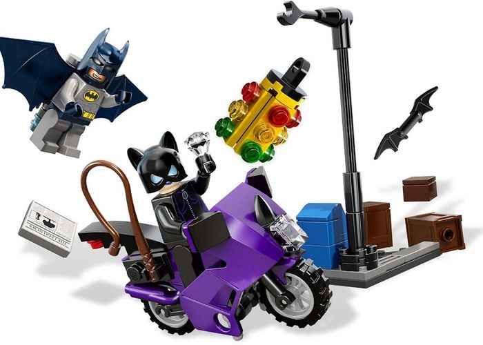 Lego DC Superheroes 6858: Catwoman Catcycle Chase (2012) 100% Complete (NO BOX)