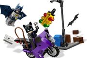 Lego DC Superheroes 6858: Catwoman Catcycle Chase (2012) 100% Complete (NO BOX)