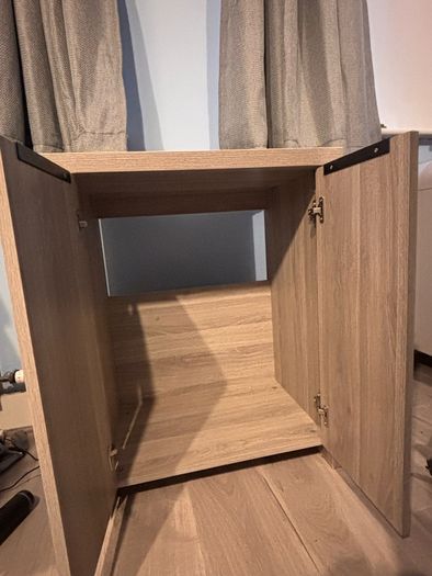 Fish tank stand