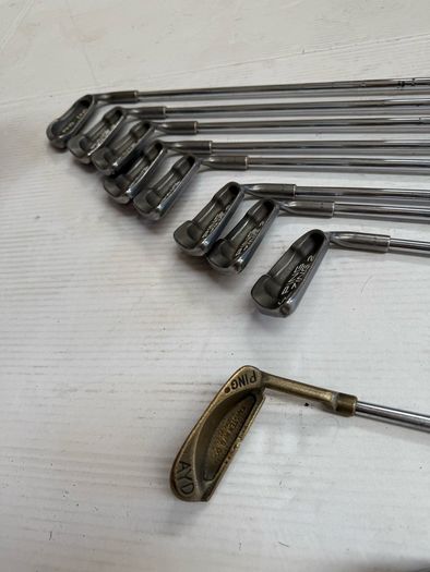 set golf clubs