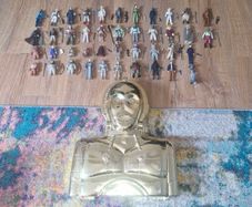 Vintage Star Wars- 42 Loose Complete Figs plus C-3P0 Case