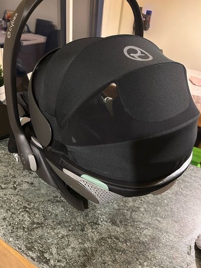 Cyber Cloud T Car Seat & 360 Isofix Base
