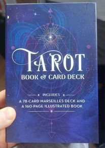 Tarot book and card set