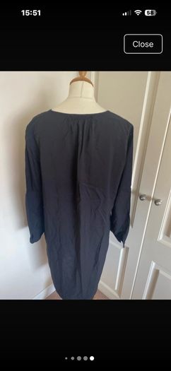 White Label size 14 black viscose tunic