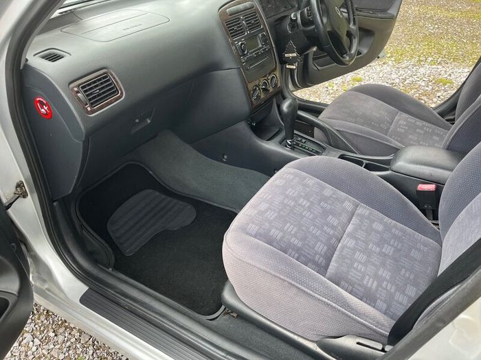 Toyota Avensis 2001