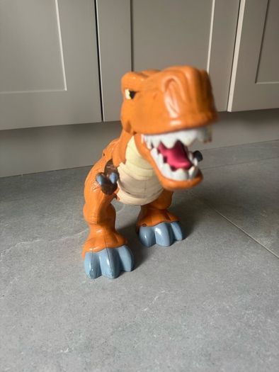 dinosaur t-Rex large