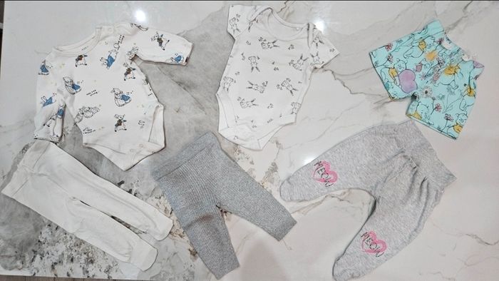 Lovely baby girl clothes bundle 0-3 months