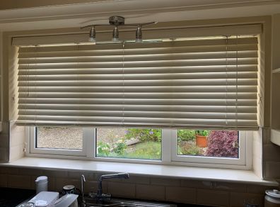 Wooden Venetian Blind with fittings