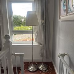 2x floor lamps