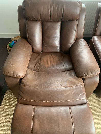 x2 Brown Faux Leather Recliner Chairs
