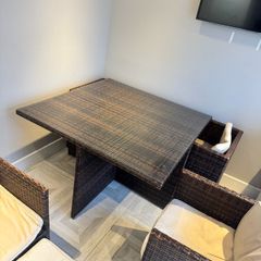 Outdoor table & chairs Cube set