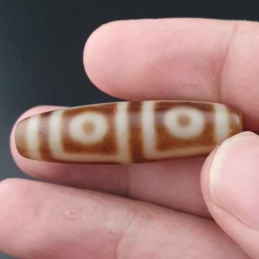 Antique 4 Eyes Himalayan Tibetan Agate Dzi Bead Amulet