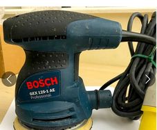 Bosch GEX 125-1 AE Professional random orbit sander.